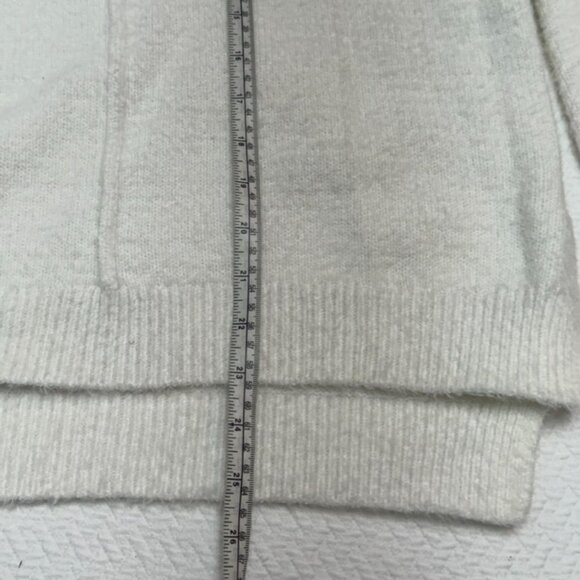 Max Studio Off White V-Neck Boxy Fit Pullover Sweater Size XS/S - Picture 8 of 9